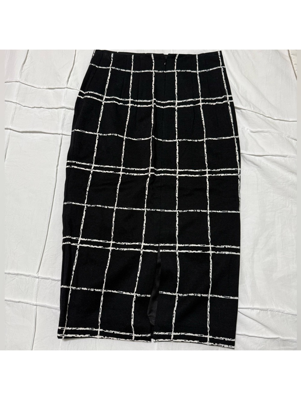 Express Black and White Checkered Pencil Skirt - Picture 2 of 3